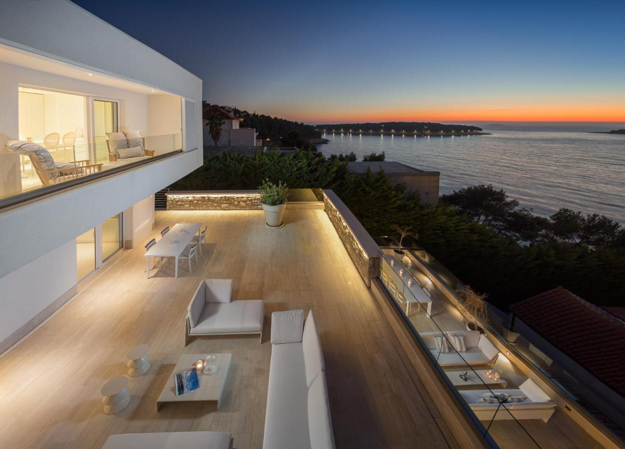 Luxury Seafront Villa Primosten Glamour With Private Pool, Sauna And Gym At The Beach In Primošten Exteriör bild