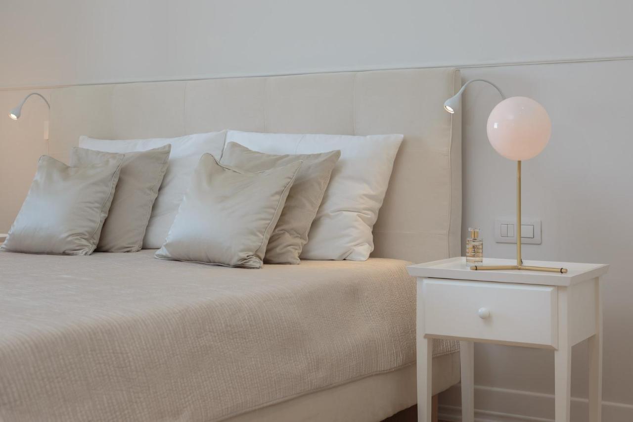 Luxury Seafront Villa Primosten Glamour With Private Pool, Sauna And Gym At The Beach In Primošten Exteriör bild